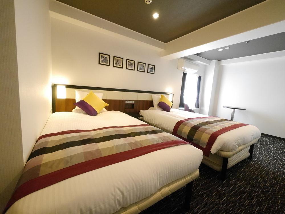 Hotel Mystays Shinsaibashi Osaka Esterno foto