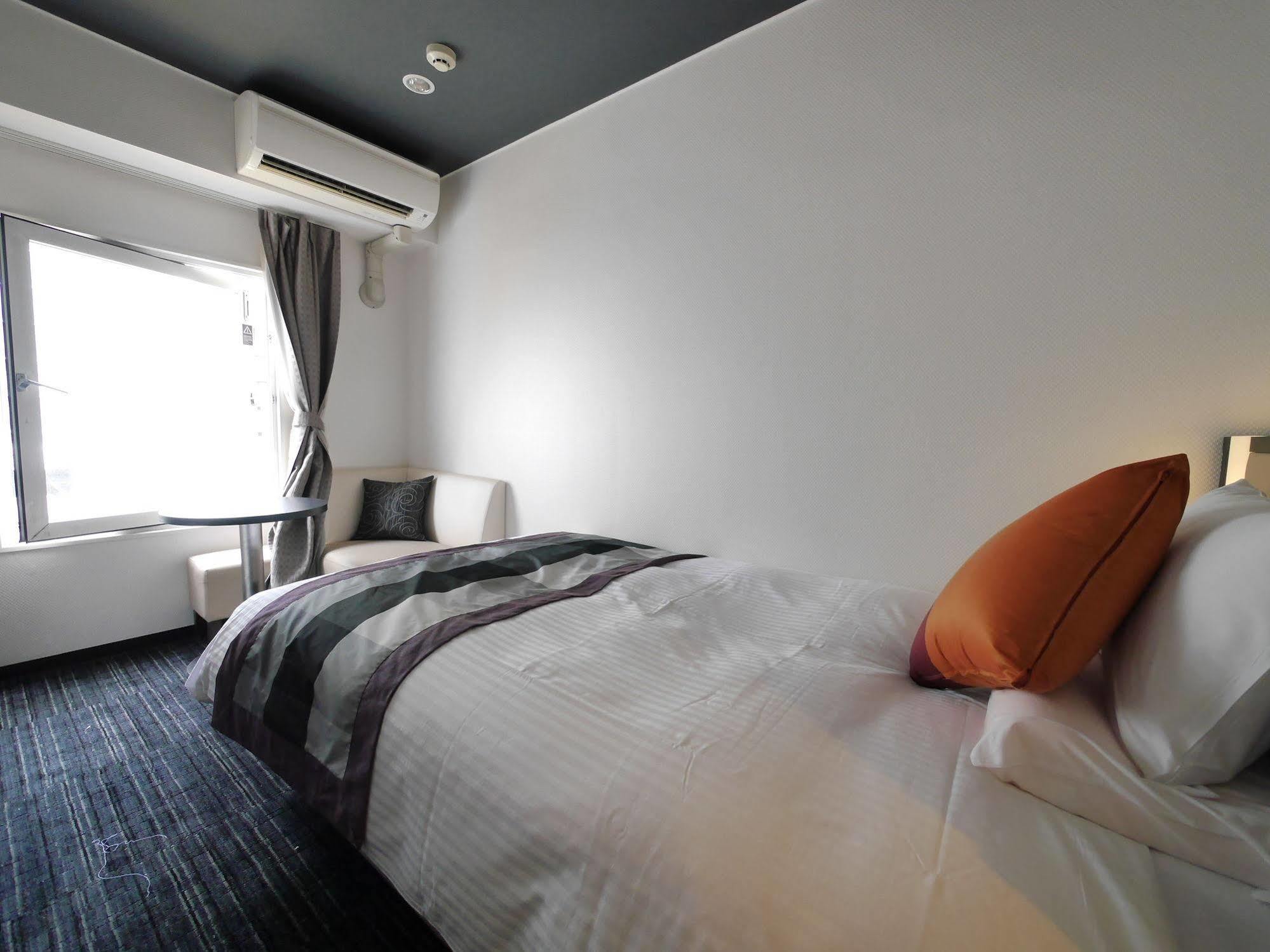 Hotel Mystays Shinsaibashi Osaka Esterno foto